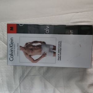 Medium Calvin Klein 3-pack boxer briefs